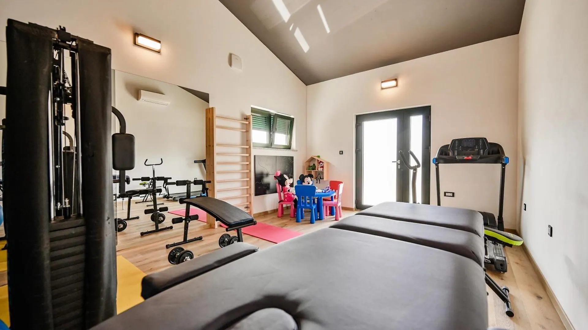 Holiday Home Villa Skavre Pulgarija Cepic Croatia