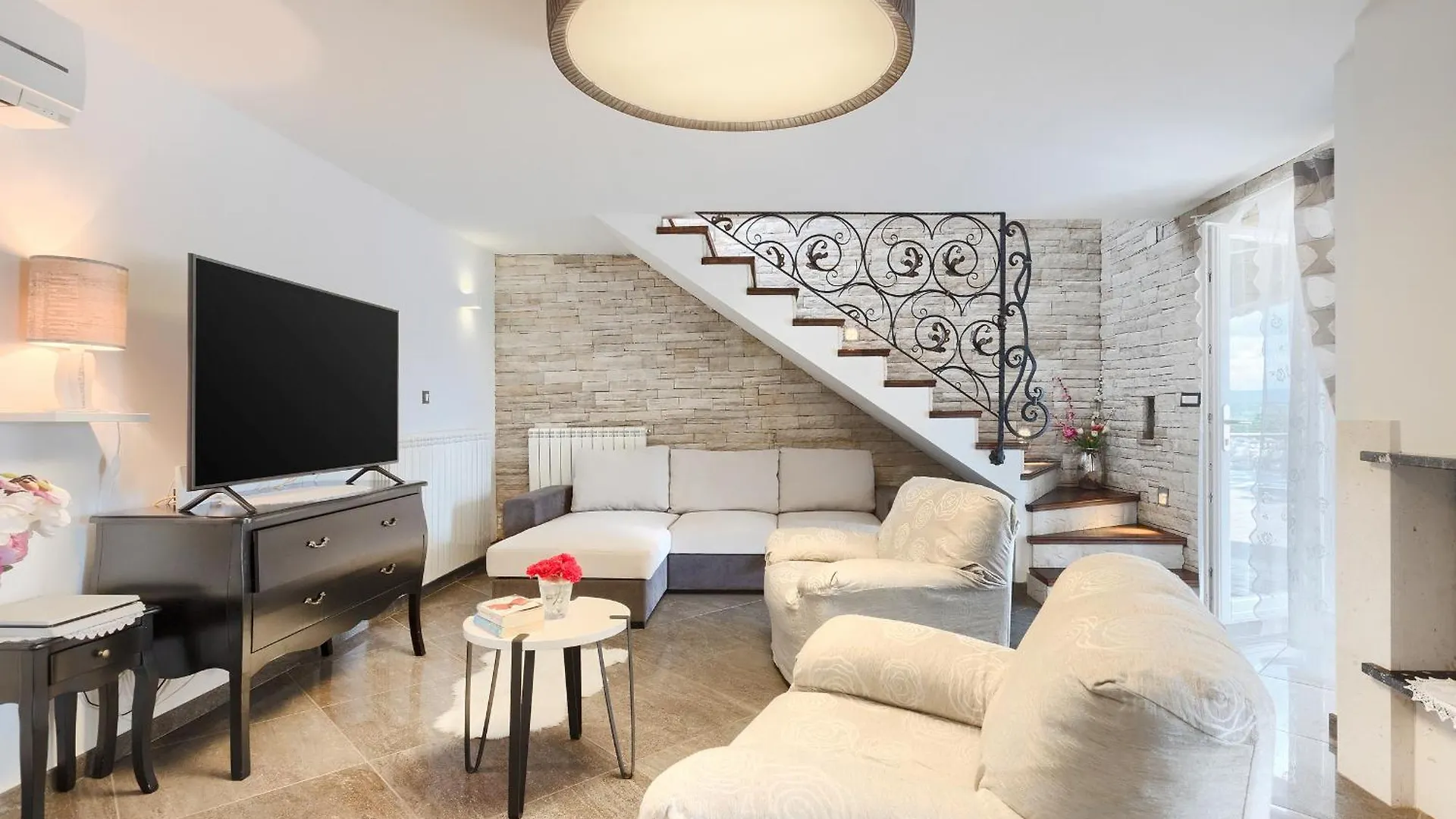 Holiday Home Villa Skavre Pulgarija Cepic 0*,