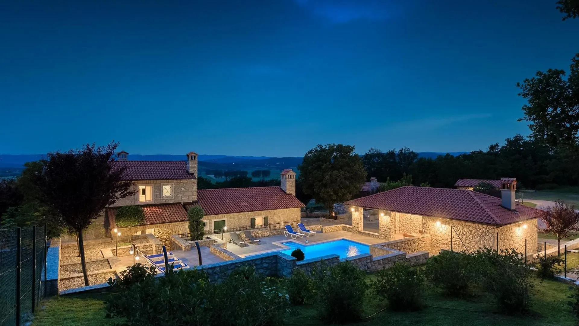 Holiday Home Villa Skavre Pulgarija Cepic Croatia
